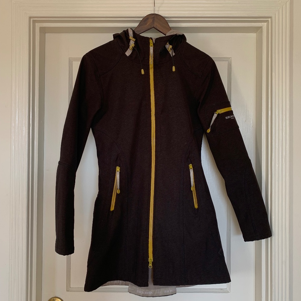 ILSE JACOBSEN hornbaek women’s raincoat waterproof jacket, size 34